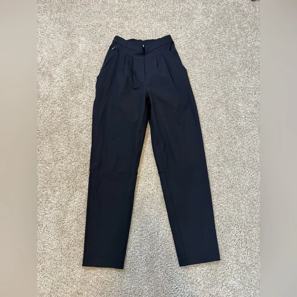 Lululemon Essential High-Rise Trouser Black 2 - Picture 5 of 11